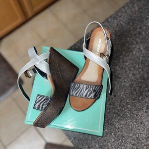 Wedge sandals